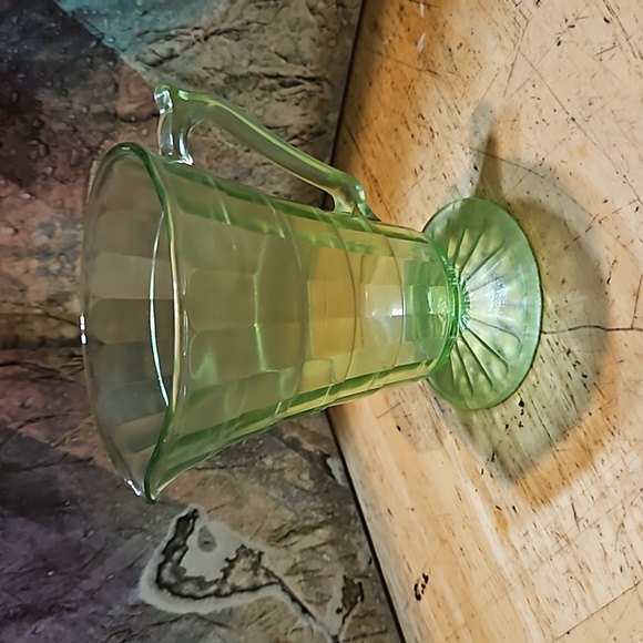 1930 Green Depression Uranium Glass Block Optic Creamer & Sugar - Picture 3 of 15